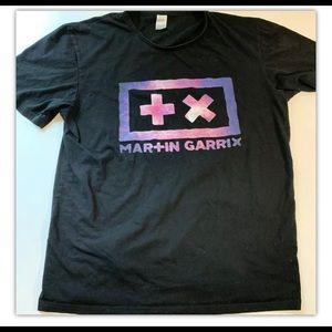 mens Tee Size XL Fits Like A LARGE  Martin Garrix